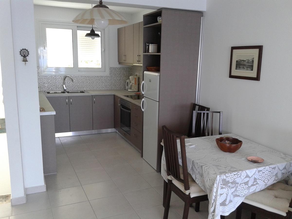 iliana's seaside maisonette Spétses Esterno foto